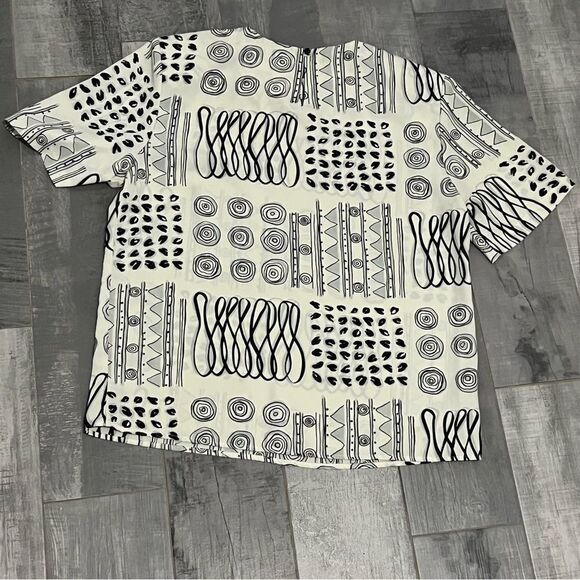 VTG 90s RENAISSANCE SPORTSWEAR Boxy Geometric Scribble Cream Black blouse S - Picture 11 of 12